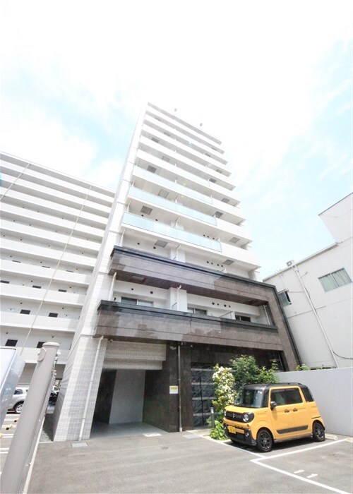 LaDouceur九条の物件外観写真