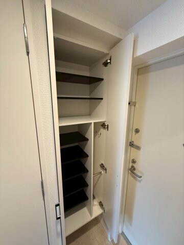 セレニテ新大阪エクラの物件内観写真