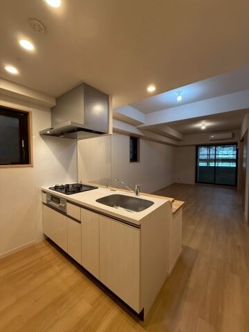 スプランディッド本町東DUEの物件内観写真