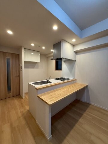 スプランディッド本町東DUEの物件内観写真