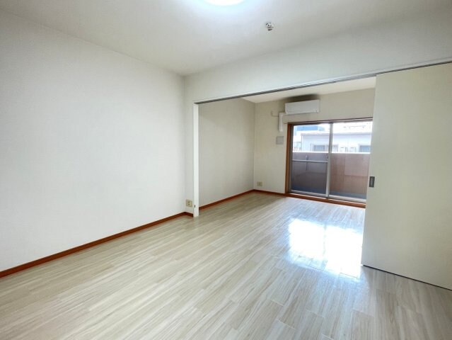 CITY SPIRE難波WESTの物件内観写真