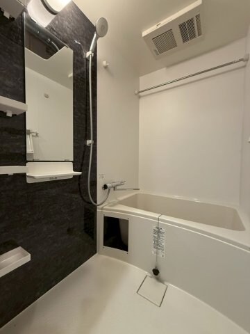 セレニテ日本橋エクラの物件内観写真