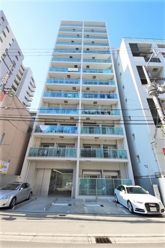 Primavera Nishi Shinsaibashiの物件外観写真