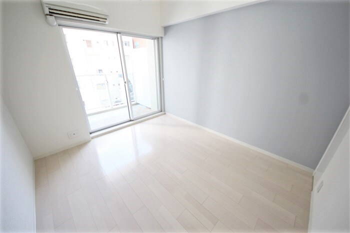 Primavera Nishi Shinsaibashiの物件内観写真