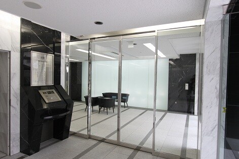 リーガル北堀江の物件外観写真