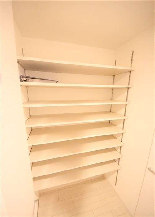 ラ・フォルム本町WESTの物件内観写真