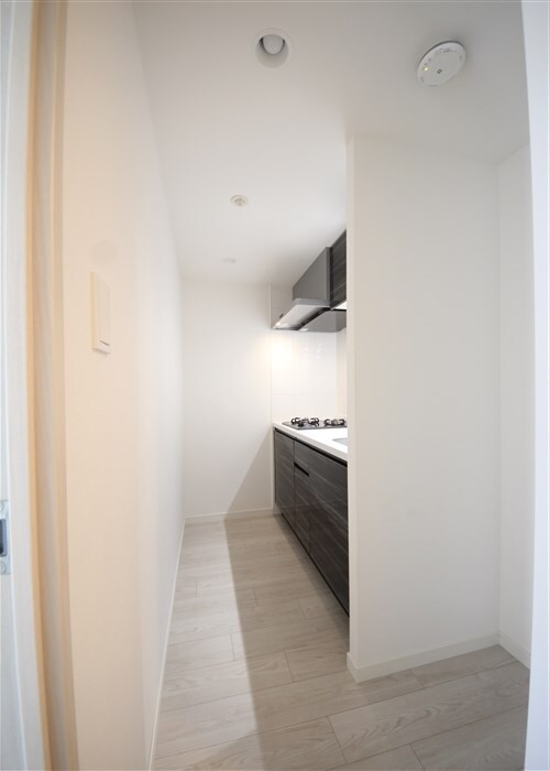 コンフォリア・リヴ新大阪WESTの物件内観写真