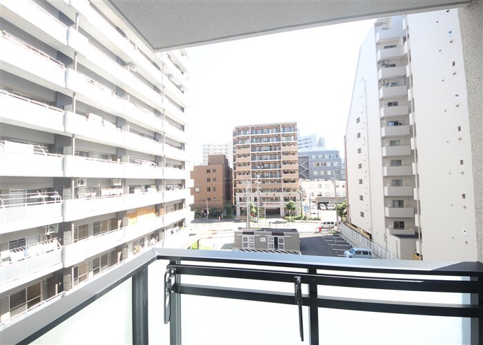 コンフォリア・リヴ新大阪WESTの物件内観写真