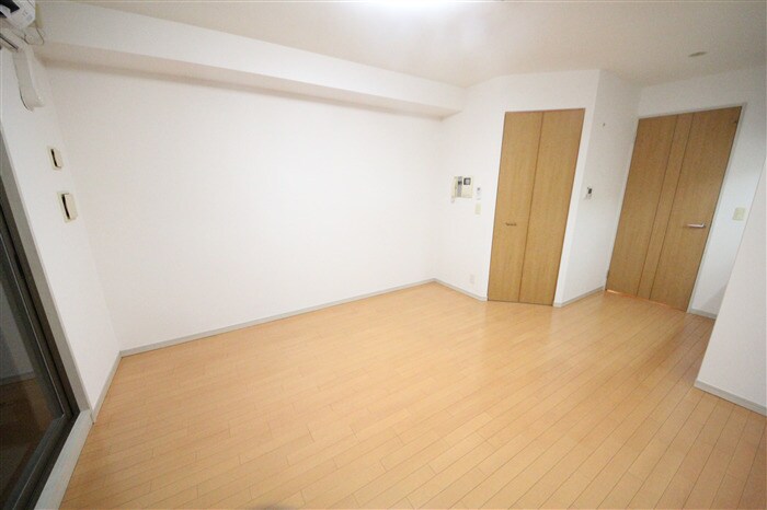 レジディア靭公園の物件内観写真