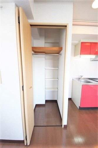 コンフォール南森町の物件内観写真