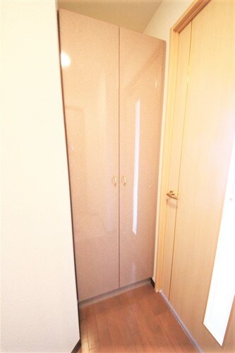 コンフォール南森町の物件内観写真