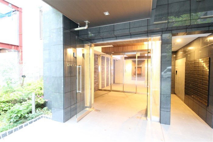 LiveCasa本町の物件外観写真