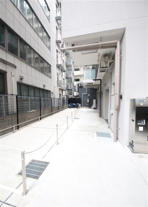 クロスレジデンス阿波座の物件外観写真