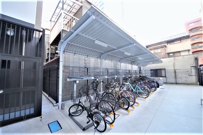 パークアクシス大阪新町の物件外観写真