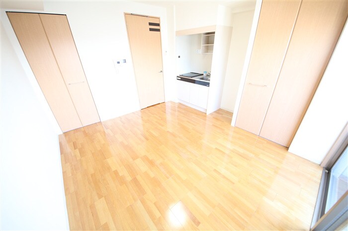 レジデンス本町の物件内観写真