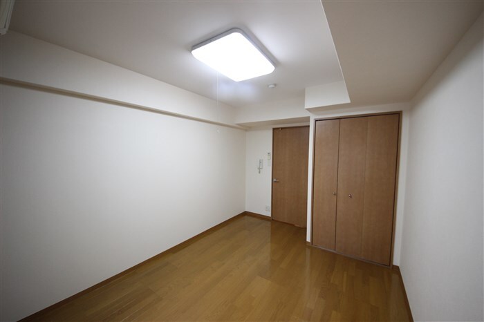 レインボーコート立売堀の物件内観写真