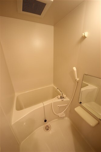 レインボーコート立売堀の物件内観写真