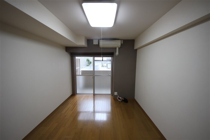 レインボーコート立売堀の物件内観写真