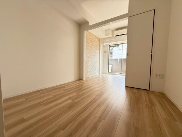 セレニテ難波グランデシュッドの物件内観写真