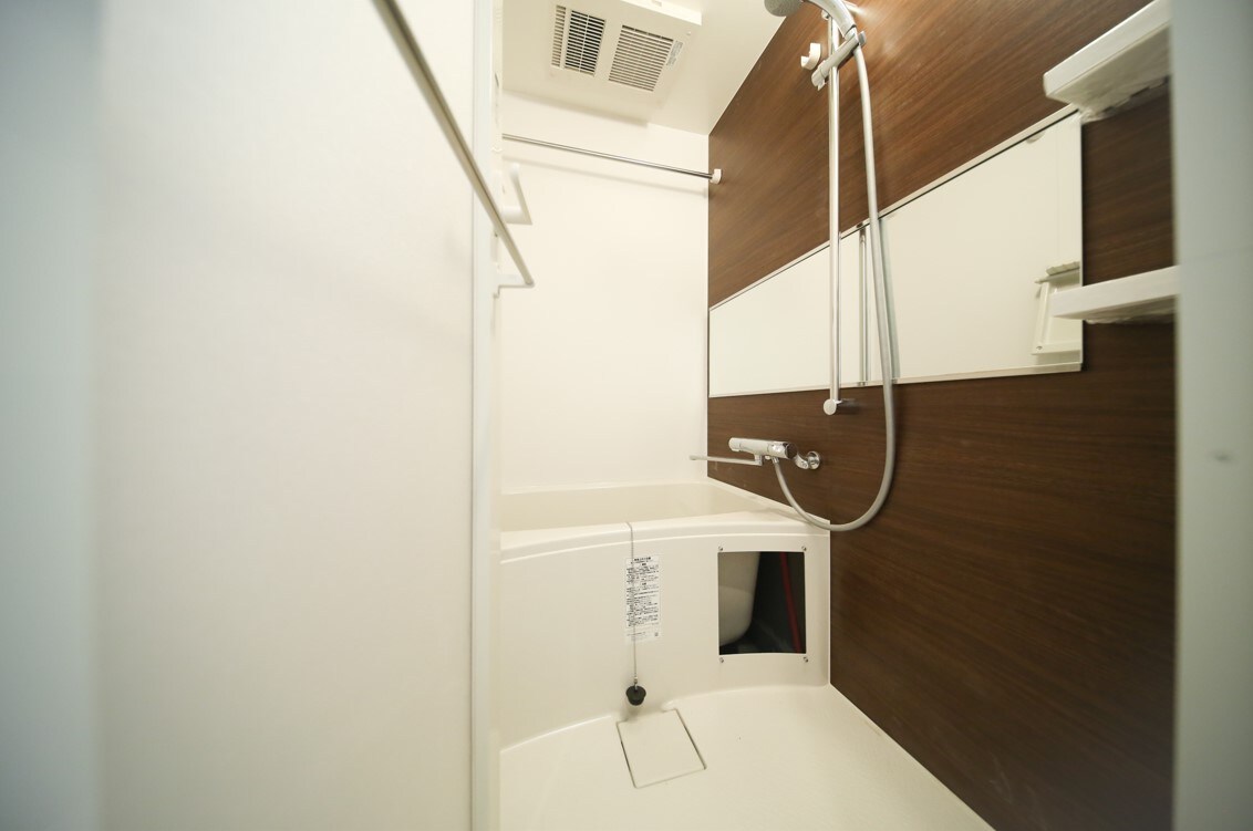 レオンコンフォート難波クレアの物件内観写真