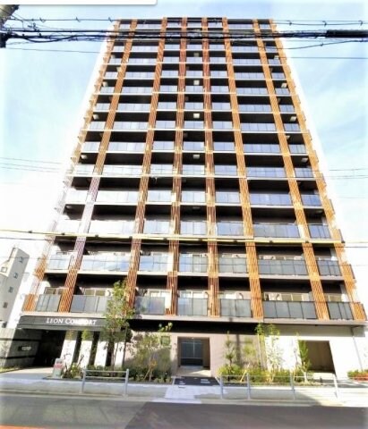 レオンコンフォート難波クレアの物件外観写真