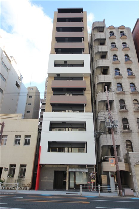 Grand-K靭公園の物件外観写真