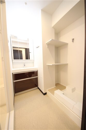 グランカーサ新大阪SOUTHの物件内観写真