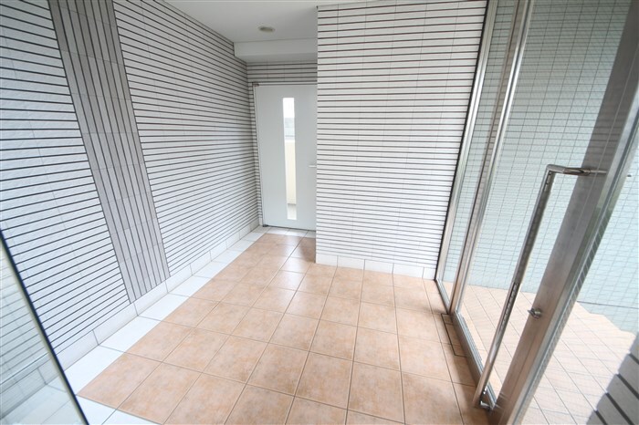 ラ・エスペランサの物件外観写真