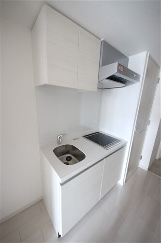 アドバンス西梅田ラシュレの物件内観写真