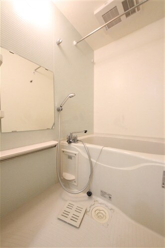 ファーストフィオーレ本町イーストの物件内観写真