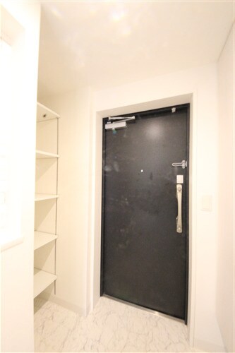 ファーストフィオーレ本町イーストの物件内観写真