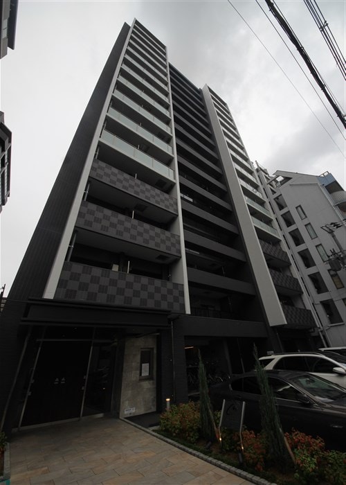 ファステート難波デラックスの物件外観写真