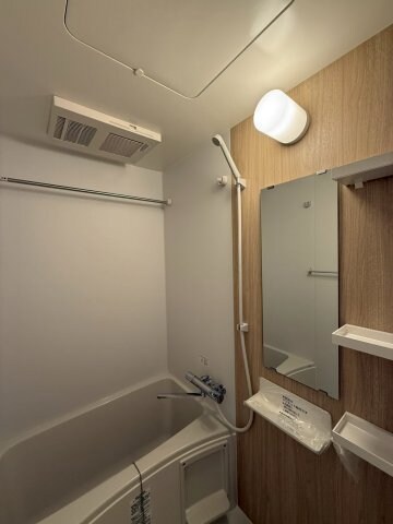 セレニテ夕陽丘エクラの物件内観写真