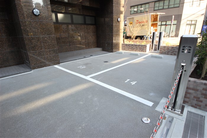 リーガル四ツ橋立売堀Ⅱの物件外観写真