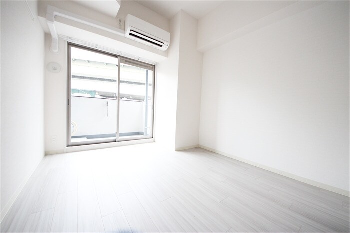 プレサンスOSAKA DOMECITY　クロスティの物件内観写真