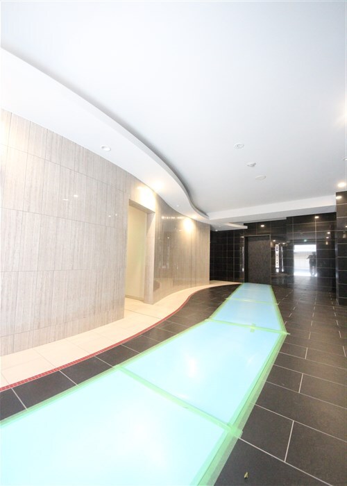 セレニテ九条リアンの物件外観写真