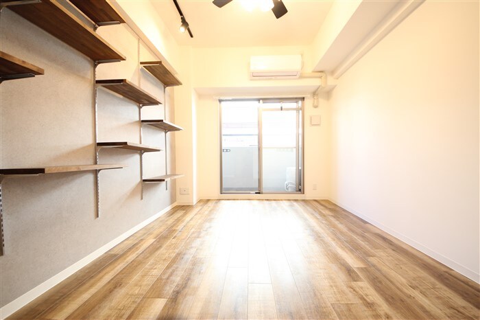 エスリード難波WESTの物件内観写真