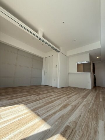 セレニテ堺筋本町プリエの物件内観写真