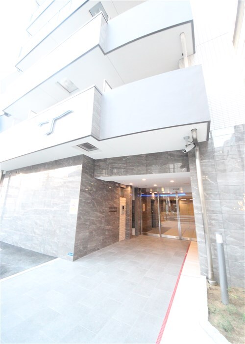 セレニテ本町東リアンの物件外観写真