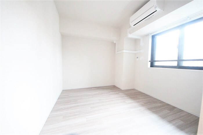 SK RESIDENCES SHINSAIBASHIの物件内観写真