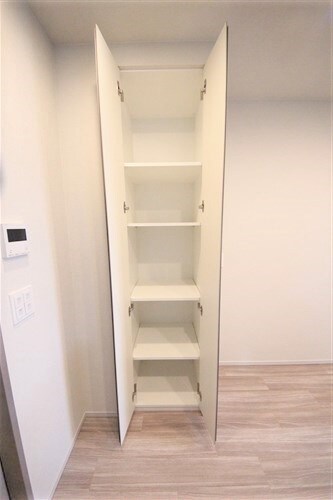 SK RESIDENCES SHINSAIBASHIの物件内観写真