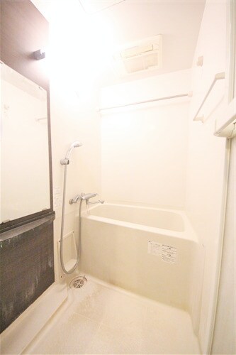 エステムプラザ大手前エヴァースの物件内観写真