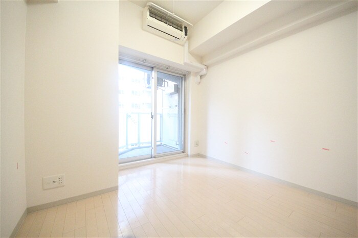 エステムプラザ大手前エヴァースの物件内観写真