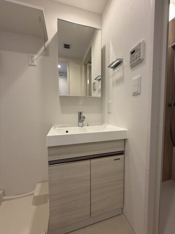 コンフォリア・リヴ南森町Ⅱの物件内観写真