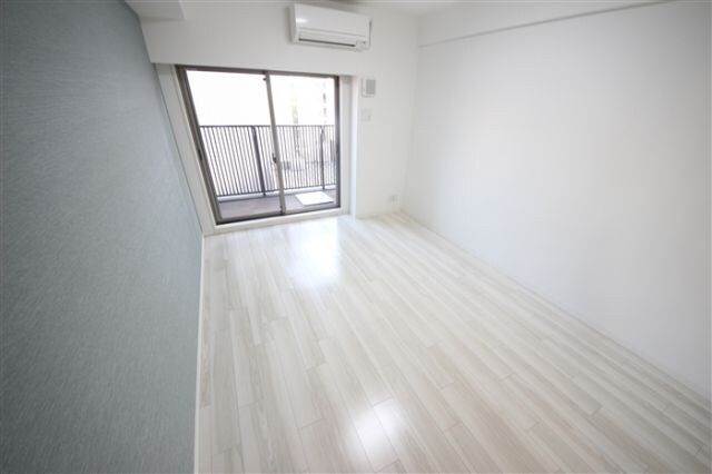 コンフォリア京町堀の物件内観写真