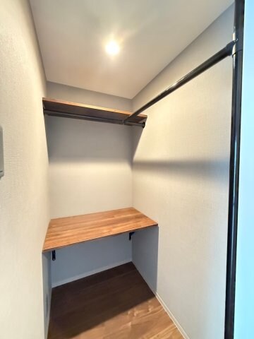 セレニテフラン本町の物件内観写真