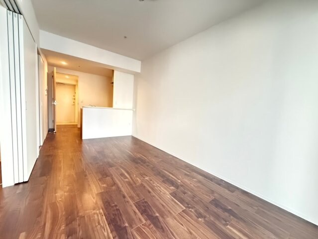 セレニテフラン本町の物件内観写真