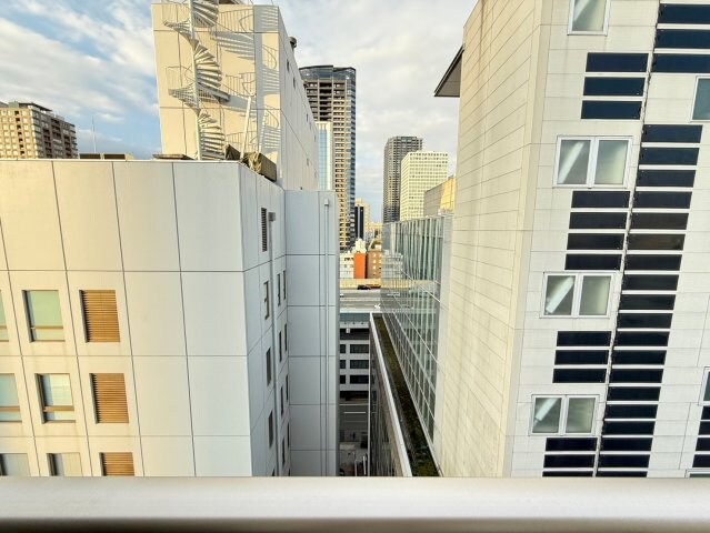 セレニテフラン本町の物件内観写真