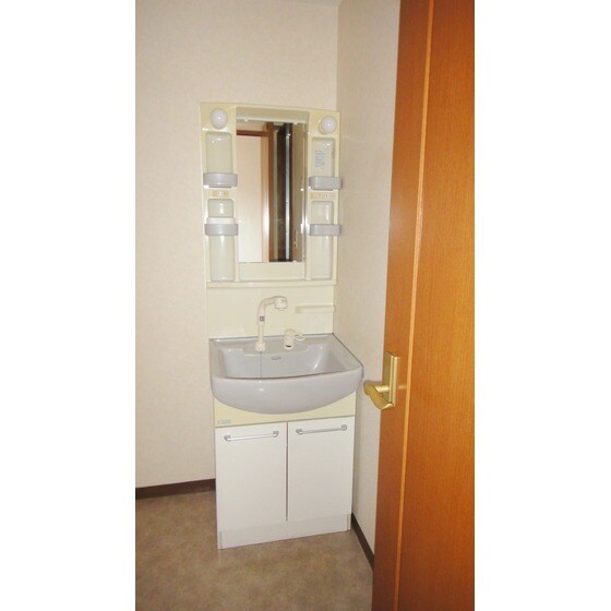 エステート新庄の物件内観写真