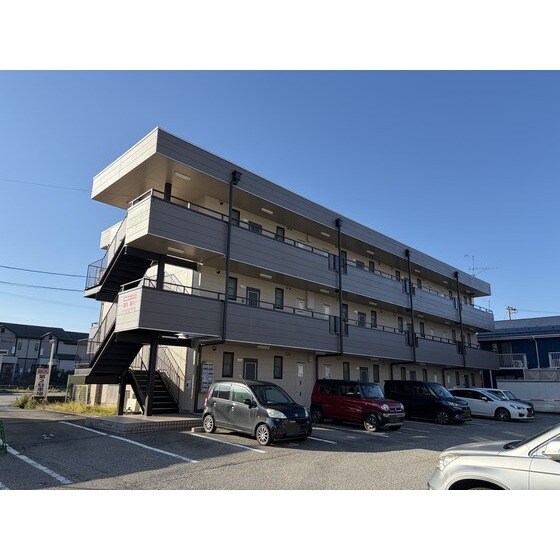 ハイムオーベルジュの物件外観写真